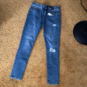 NWT Express mid-rise jeans size 6